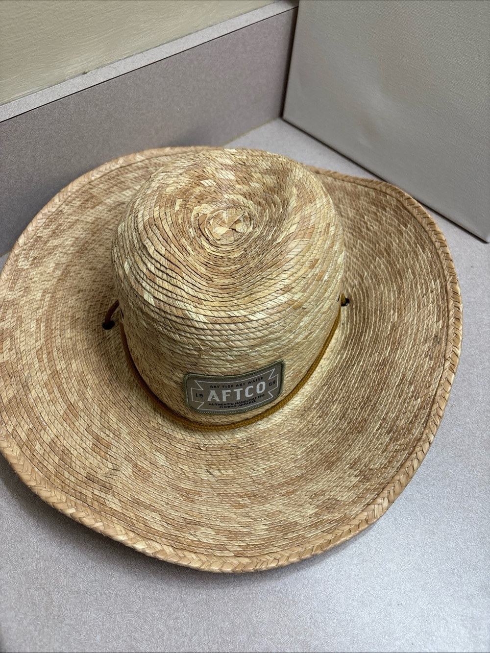 AFTCO Mens Hat Wide Brim Straw Adjustable Strap Fishing Outdoors Summer Beach